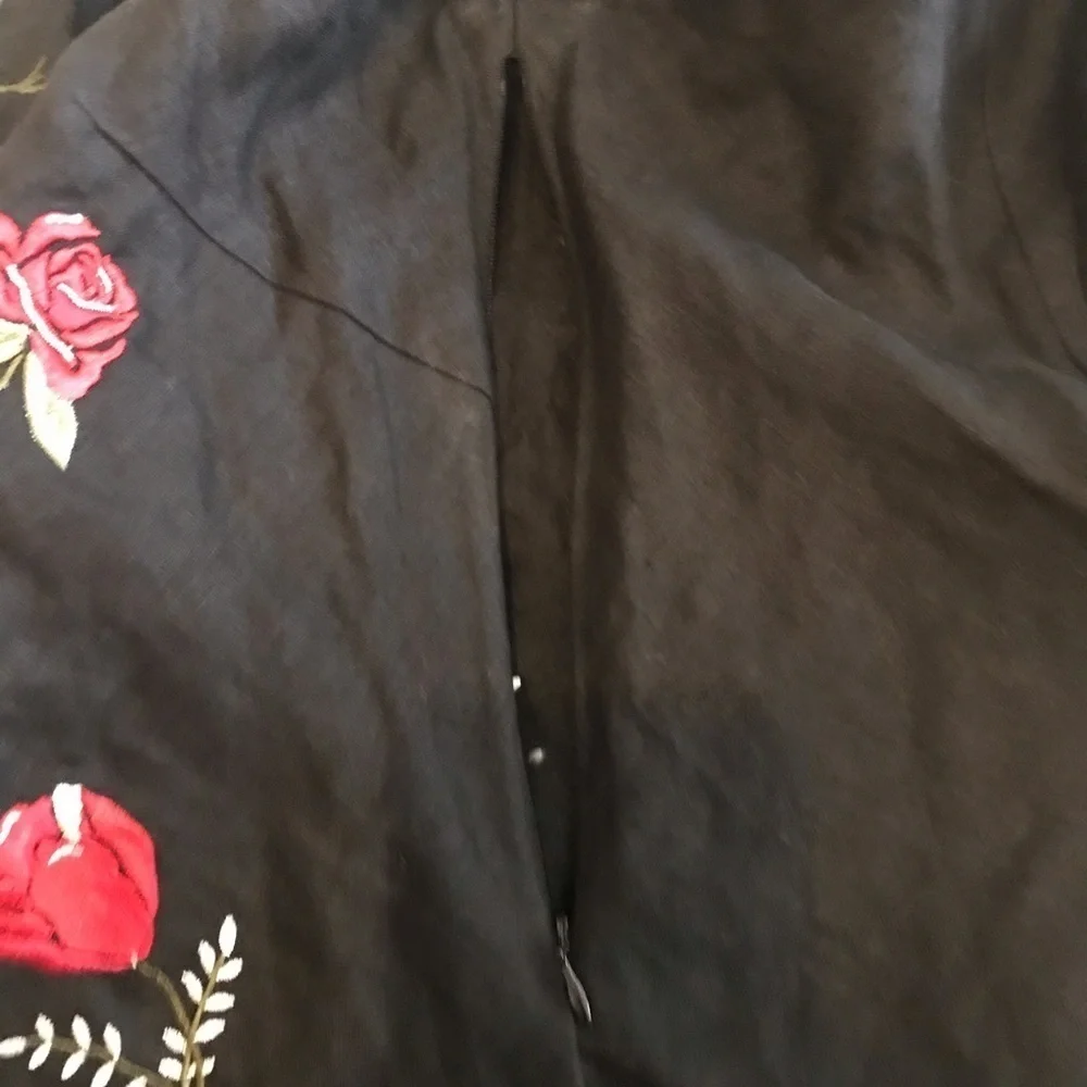 Edward black sleeveless linen floral top medium - Picture 7 of 12